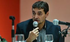 Foto de la galería: Roberto Maack presentó su primer libro de cuentos