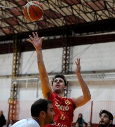 Foto de la galería: Tokio superó a Luz y Fuerza por la Liga Provincial