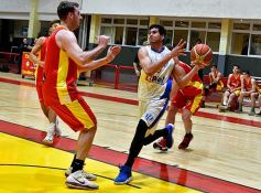 Foto de la galería: Tokio superó a Luz y Fuerza por la Liga Provincial