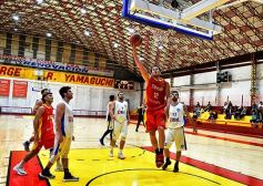 Foto de la galería: Tokio superó a Luz y Fuerza por la Liga Provincial