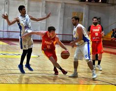 Foto de la galería: Tokio superó a Luz y Fuerza por la Liga Provincial