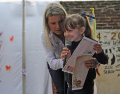 Foto de la galería: Sorpresa y mimos para los docentes en el Colegio del Carmen