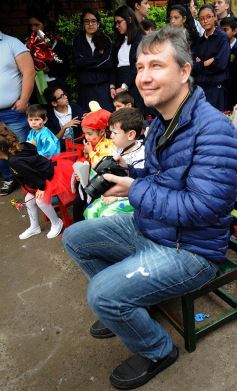 Foto de la galería: Sorpresa y mimos para los docentes en el Colegio del Carmen