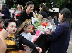 Foto de la galería: Sorpresa y mimos para los docentes en el Colegio del Carmen
