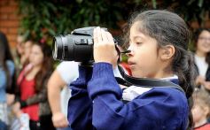 Foto de la galería: Sorpresa y mimos para los docentes en el Colegio del Carmen