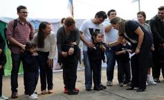 Foto de la galería: Sorpresa y mimos para los docentes en el Colegio del Carmen