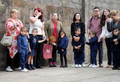 Foto de la galería: Sorpresa y mimos para los docentes en el Colegio del Carmen