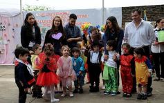 Foto de la galería: Sorpresa y mimos para los docentes en el Colegio del Carmen