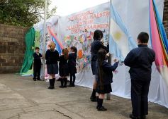 Foto de la galería: Sorpresa y mimos para los docentes en el Colegio del Carmen