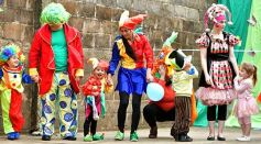 Foto de la galería: Sorpresa y mimos para los docentes en el Colegio del Carmen