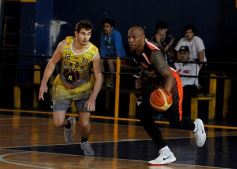 Foto de la galería: La victoria de Mitre ante Cataratas en fotos