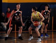 Foto de la galería: La victoria de Mitre ante Cataratas en fotos