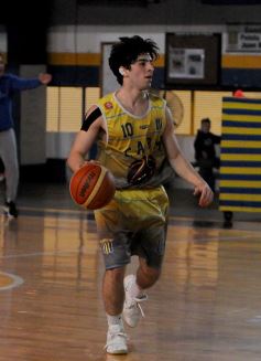 Foto de la galería: La victoria de Mitre ante Cataratas en fotos