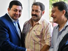 Foto de la galería: Homenaje de la familia farmacéutica a una joven estudiante y colaboradora que falleció hace pocas semanas