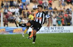 Foto de la galería: La caída de Crucero ante Chaco For Ever