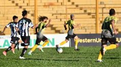 Foto de la galería: La caída de Crucero ante Chaco For Ever