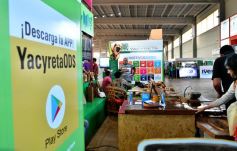 Foto de la galería: Los amigos en la Feria Forestal Argentina