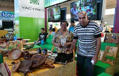 Foto de la galería: Los amigos en la Feria Forestal Argentina