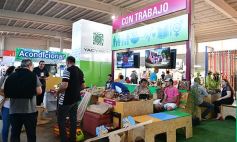 Foto de la galería: Los amigos en la Feria Forestal Argentina