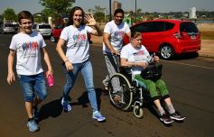 Foto de la galería: Maratón, caminata y solidaridad en la costanera