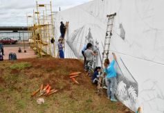 Foto de la galería: Ya está en marcha en Posadas el Mural más grande del mundo