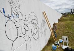 Foto de la galería: Ya está en marcha en Posadas el Mural más grande del mundo