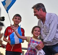 Foto de la galería: Mauricio Macri vino a Posadas con la campaña del "Sí, se puede"