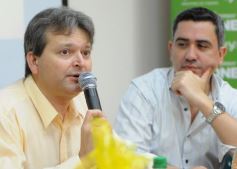 Foto de la galería: Cerro Azul vive su 32° Fiesta Provincial del Durazno y 11° de la Producción Frutihortícola