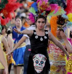 Foto de la galería: Arrancó con todo la edición 2019 de la Estudiantina de Posadas