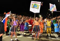 Foto de la galería: Arrancó con todo la edición 2019 de la Estudiantina de Posadas