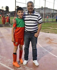 Foto de la galería: Fútbol Infantil: los futuros craks mostraron sus habilidades en la cancha de Brown