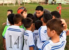 Foto de la galería: Fútbol Infantil: los futuros craks mostraron sus habilidades en la cancha de Brown