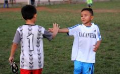 Foto de la galería: Fútbol Infantil: los futuros craks mostraron sus habilidades en la cancha de Brown
