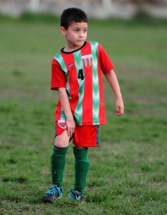 Foto de la galería: Fútbol Infantil: los futuros craks mostraron sus habilidades en la cancha de Brown