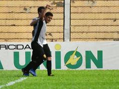 Foto de la galería: Crucero derrotó a Sportivo Belgrano de local