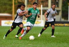 Foto de la galería: Crucero derrotó a Sportivo Belgrano de local