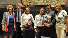 Foto de la galería: Última sesión de la Cámara: Misiones reguló la equinoterapia como actividad terapéutica