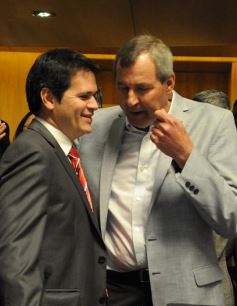 Foto de la galería: Última sesión de la Cámara: Misiones reguló la equinoterapia como actividad terapéutica