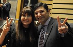 Foto de la galería: Última sesión de la Cámara: Misiones reguló la equinoterapia como actividad terapéutica