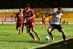 Foto de la galería: Crucero del Norte empató en cero con Defensores de Belgrano