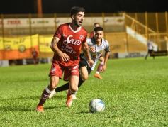 Foto de la galería: Crucero del Norte empató en cero con Defensores de Belgrano