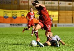 Foto de la galería: Crucero del Norte empató en cero con Defensores de Belgrano