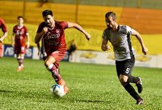Foto de la galería: Crucero del Norte empató en cero con Defensores de Belgrano