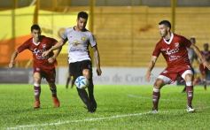 Foto de la galería: Crucero del Norte empató en cero con Defensores de Belgrano