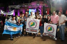 Foto de la galería: Las imágenes de un día intenso y emocionante: los misioneros en las urnas