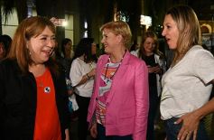 Foto de la galería: Las imágenes de un día intenso y emocionante: los misioneros en las urnas