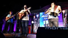 Foto de la galería: Las imágenes de un día intenso y emocionante: los misioneros en las urnas