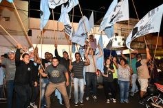 Foto de la galería: Las imágenes de un día intenso y emocionante: los misioneros en las urnas