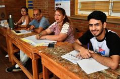 Foto de la galería: Las imágenes de un día intenso y emocionante: los misioneros en las urnas
