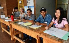 Foto de la galería: Las imágenes de un día intenso y emocionante: los misioneros en las urnas